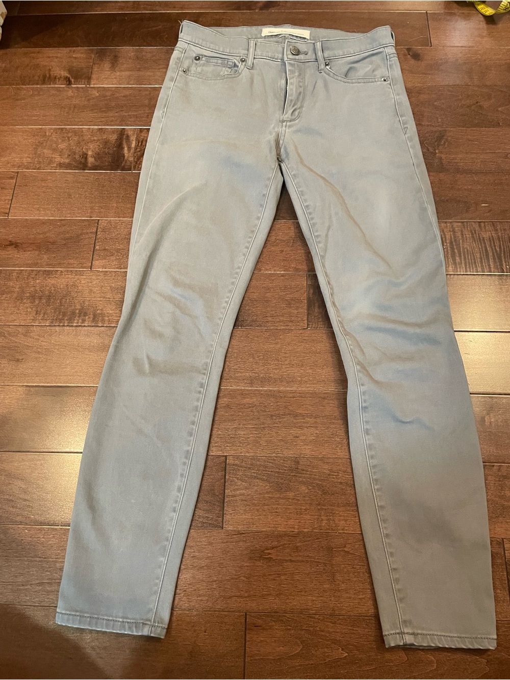 GAP Women's Ankle Cropped Jeans in Light Gray